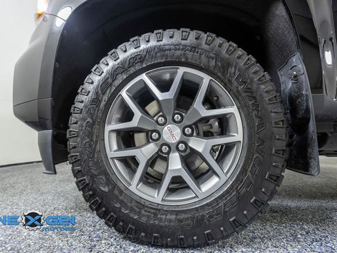 Used 2022 GMC Canyon AT4 AWD/4WD image 50