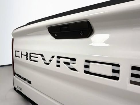 Used 2021 Chevrolet Silverado 1500 LT Trail Boss w/ Convenience Package II AWD/4WD image 40