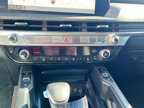 Used 2023 Kia Telluride EX X-Line image 16