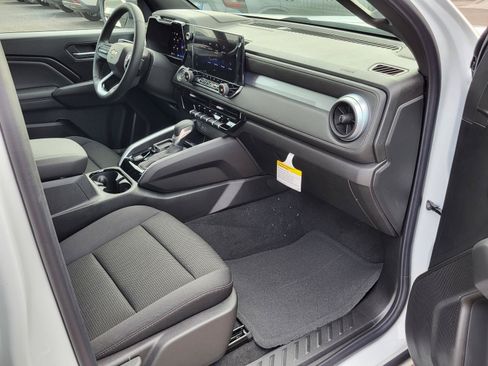 New 2026 Chevrolet Colorado LT RWD image 9