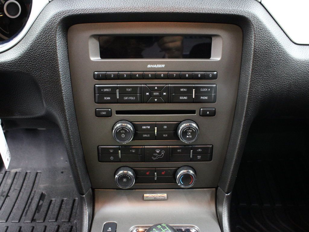 Used 2013 Ford Mustang GT Premium w/ Security Pkg RWD image 16