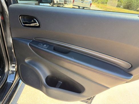 Used 2025 Dodge Durango GT RWD image 16