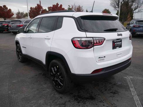 New 2026 Jeep Compass Latitude image 16