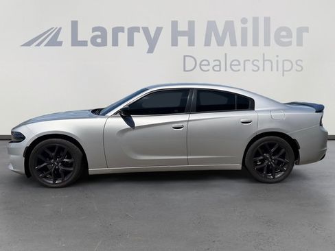 Used 2021 Dodge Charger SXT w/ Blacktop Package RWD image 2