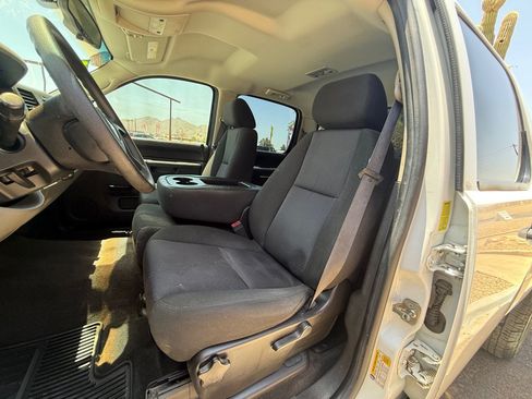 Used 2011 Chevrolet Silverado 1500 LS RWD image 11