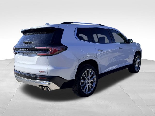 Used 2026 GMC Acadia Denali w/ Super Cruise Package FWD image 5