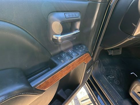 Used 2018 Chevrolet Silverado 3500 High Country w/ Duramax Plus Package image 15