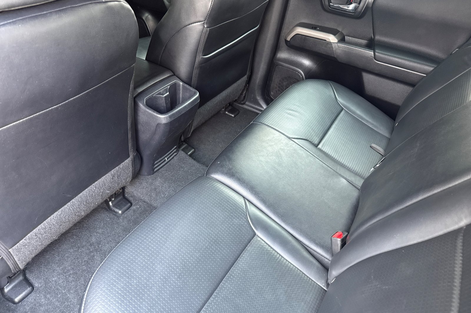 Used 2019 Toyota Tacoma TRD Off-Road AWD/4WD image 13