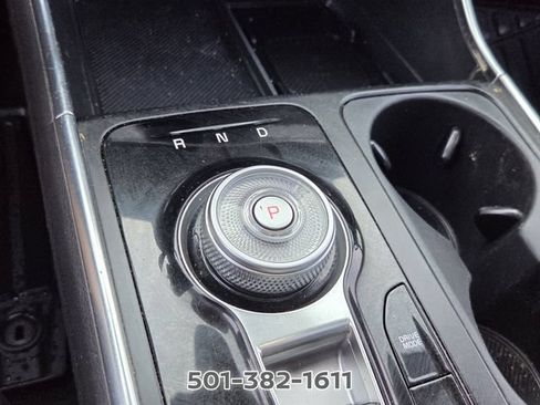 Used 2025 Kia Carnival SX w/ SX Dark Edition Package FWD image 22