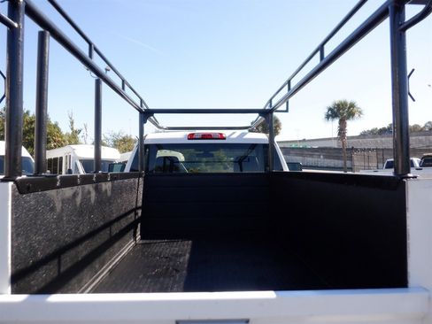 Used 2021 GMC Sierra 2500 2WD Regular Cab w/ Convenience Package image 6