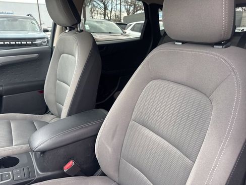 Used 2020 Ford Escape S image 15