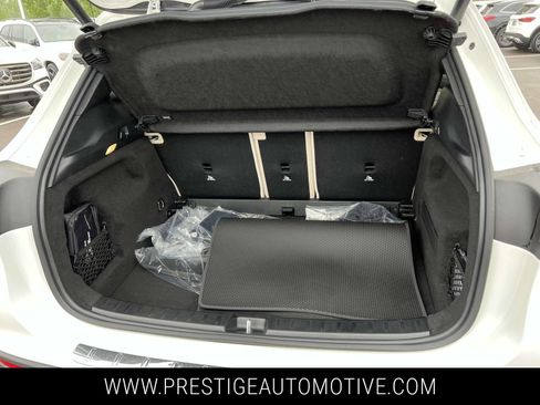 Used 2025 Mercedes-Benz GLA 250 4MATIC image 10