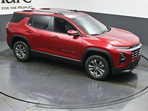 New 2026 Chevrolet Equinox LT image 16