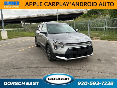 Used 2025 Kia Niro LX FWD image 4