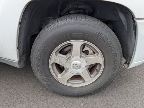 Used 2005 Chevrolet TrailBlazer LS w/ LS Preferred Equipment Group RWD image 36