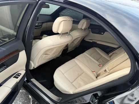 Used 2013 Mercedes-Benz S 550 4MATIC image 14