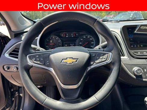 Used 2023 Chevrolet Malibu RS FWD image 23