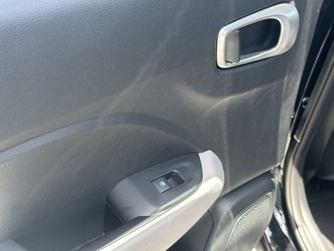 New 2025 Hyundai Venue SEL image 12