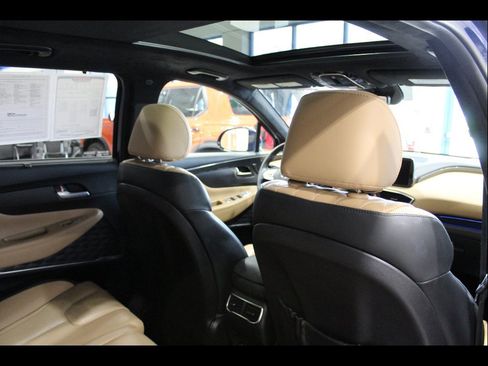 Used 2023 Hyundai Santa Fe Calligraphy w/ Cargo Package image 19