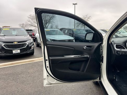 Used 2012 Dodge Journey American Value Package w/ Flexible Seating Group image 11