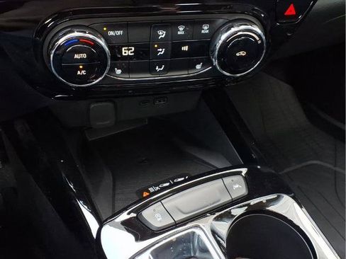 New 2026 Chevrolet Trax ACTIV w/ Sunroof Package image 22