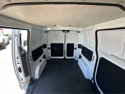 Used 2015 Nissan NV200 SV w/ Technology Package FWD image 17