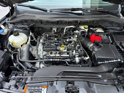 Certified 2022 Ford Escape SEL AWD/4WD image 4