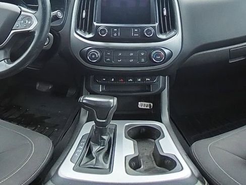 Used 2020 Chevrolet Colorado LT w/ Safety Package AWD/4WD image 22