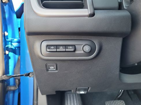 Used 2024 GMC Terrain AT4 w/ Infotainment Package II image 24