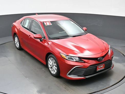 Used 2023 Toyota Camry LE FWD image 32