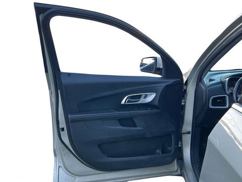 Used 2015 Chevrolet Equinox LT w/ Driver Convenience Package image 31