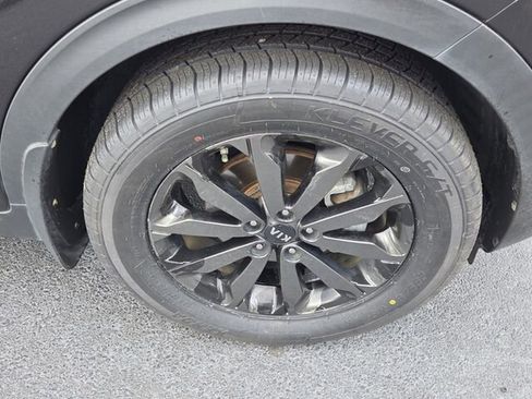 Used 2019 Kia Sportage EX w/ EX Sport Appearance Package image 18