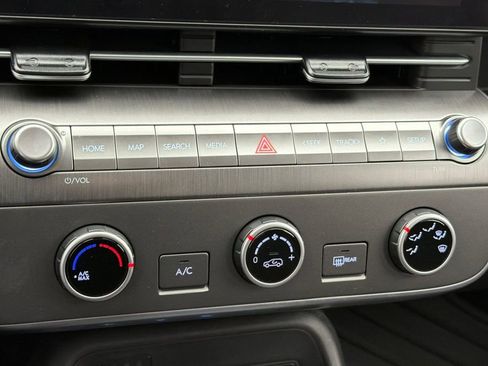 New 2026 Hyundai Kona SE image 18