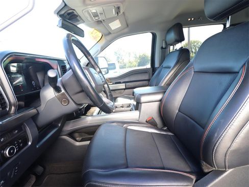 Certified 2024 Ford F250 Lariat w/ Black Appearance Package image 2