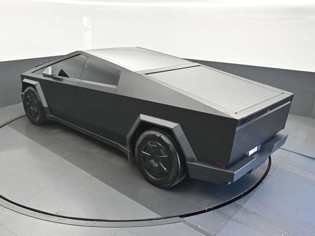 Used 2025 Tesla Cybertruck AWD Crew Cab image 15