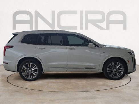 Used 2023 Cadillac XT6 Premium Luxury FWD image 9