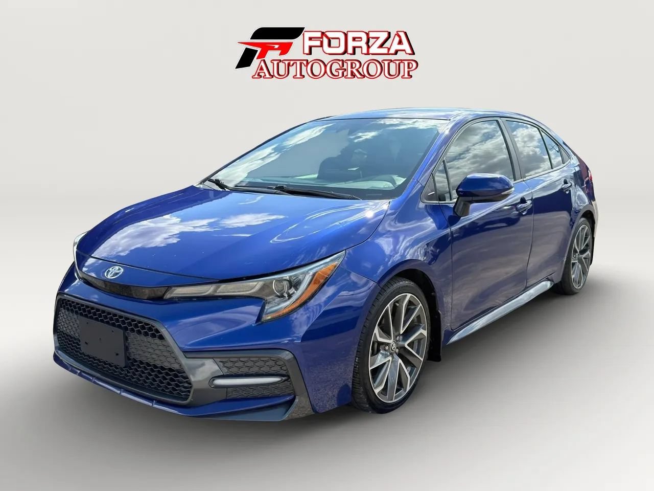 Used 2021 Toyota Corolla SE FWD image 3