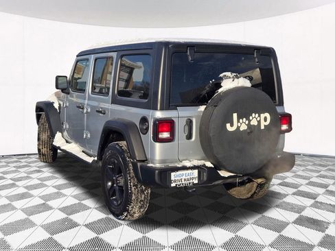 Used 2022 Jeep Wrangler Unlimited Sport image 24