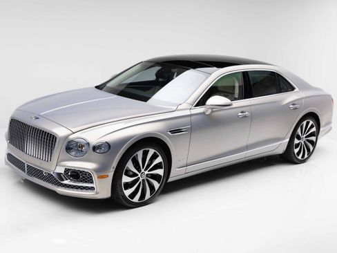 Used 2024 Bentley Flying Spur Azure AWD/4WD image 1