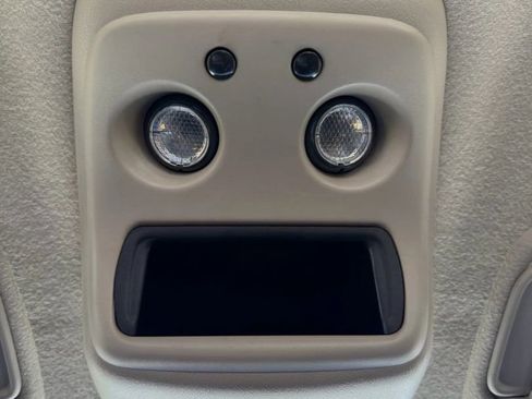 Used 2004 Chevrolet Silverado 3500 LS w/ Heavy-Duty Power Package image 21