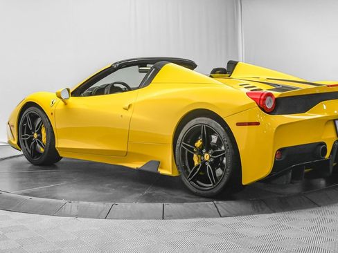 Used 2015 Ferrari 458 Speciale A image 6