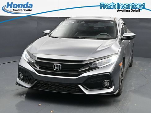 Used 2018 Honda Civic Sport Touring image 3