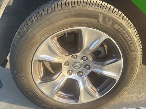 Used 2022 RAM 1500 Laramie image 12