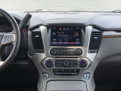 Used 2015 GMC Yukon Denali w/ Premium Package AWD/4WD image 27