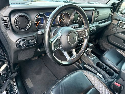 Used 2021 Jeep Gladiator Overland image 10