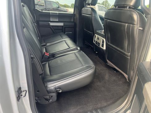 Used 2019 Ford F150 Lariat image 15