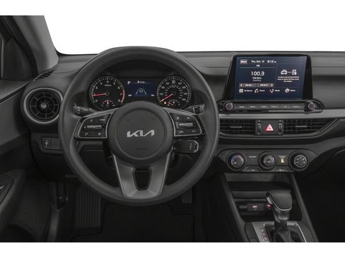 Used 2024 Kia Forte LXS FWD image 4