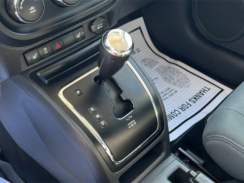 Used 2010 Jeep Patriot Sport image 25