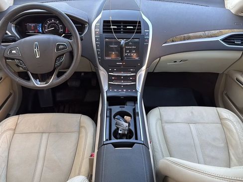 Used 2014 Lincoln MKZ Hybrid Sedan 4D w/ Equipment Group 202A Reserve image 29