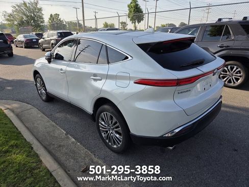 Used 2024 Toyota Venza Limited AWD/4WD image 7